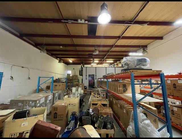 INDUSTRIAL PROPERTY TO RENT IN HENNOPSPARK